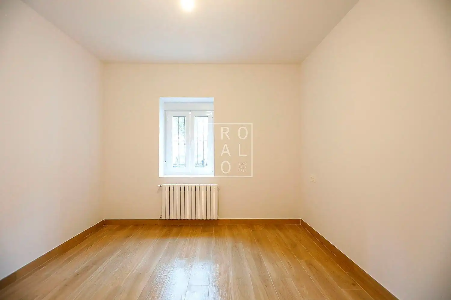 Habitación de Piso en venta en Irun  con Calefacción y Terraza