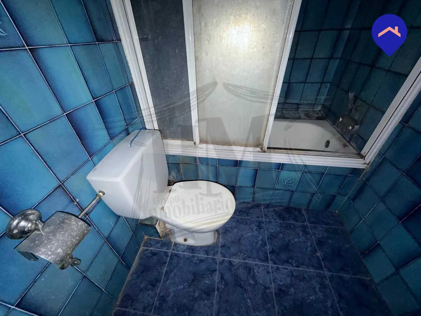 Bathroom of Flat for sale in Valencia  with Terrace and Alarm