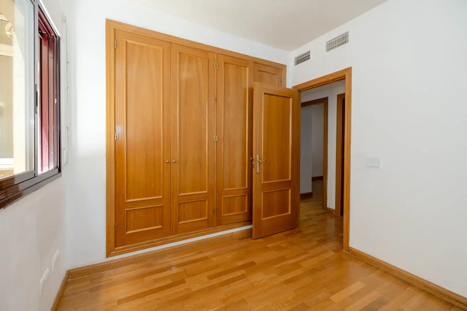 Bedroom of Flat for sale in Málaga  with Air Conditioner, Heating and Terrace