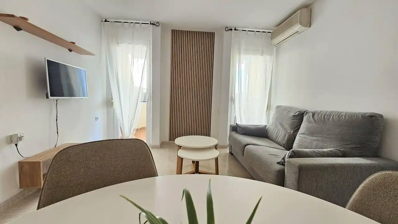 Sala de estar de Planta baja de alquiler en Roses con Aire acondicionado, Terraza y Amueblado