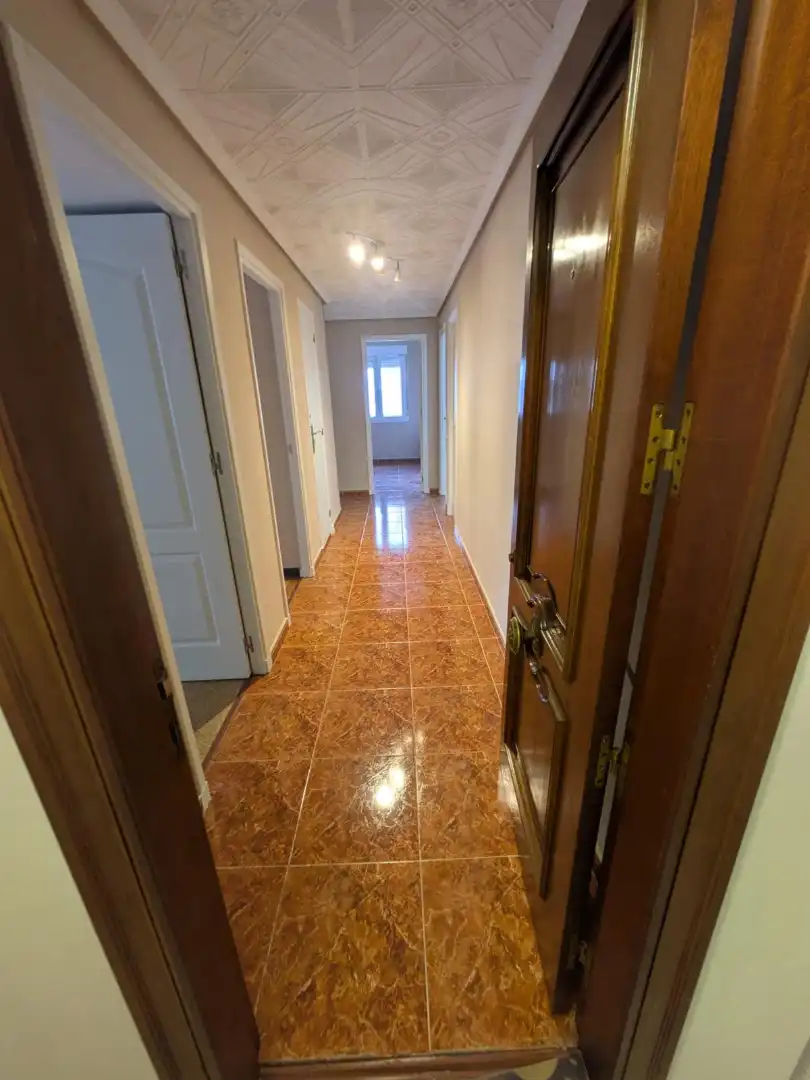 Wohnung zur Miete in Gijón 