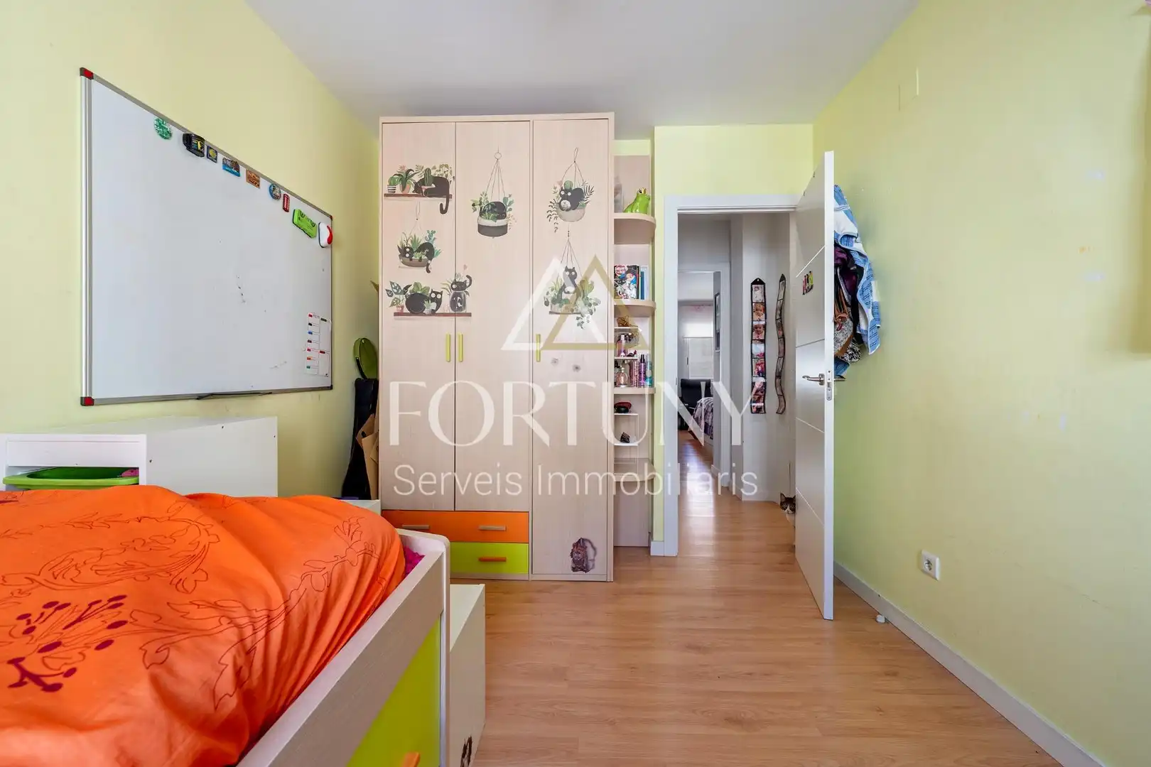 Schlafzimmer von Dachboden zum Verkauf in Reus mit Klimaanlage, Heizung und Terrasse