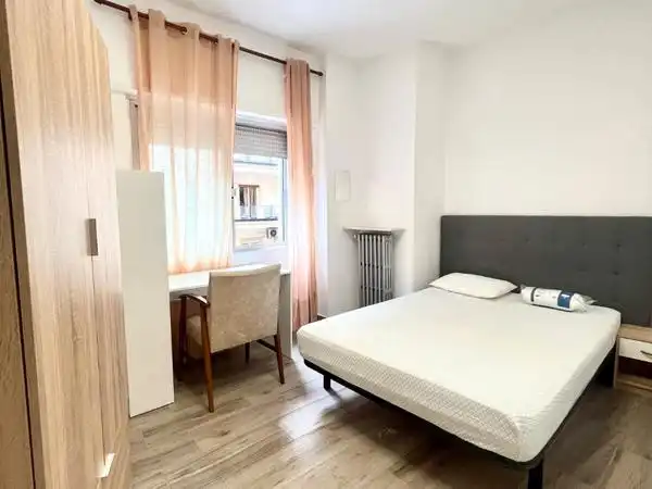 Piso de alquiler en Calle Carril del Picón, 24, Centro - Sagrario