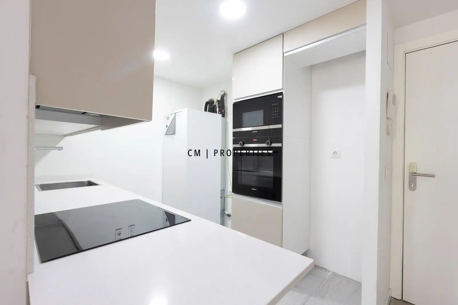 Cuina de Pis en venda en Valencia amb Aire condicionat, Calefacció i Traster