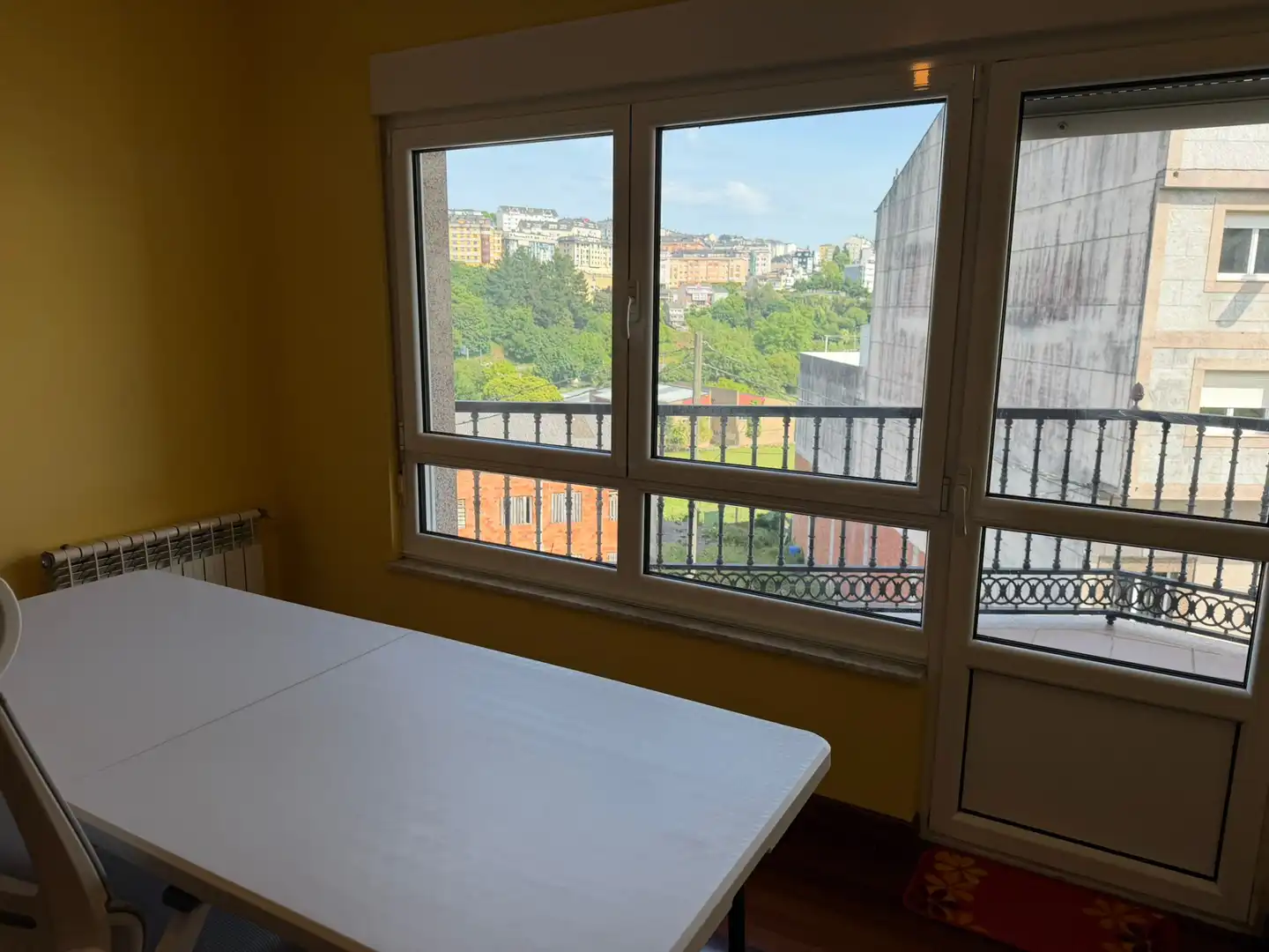 Habitación de Casa o chalet en venta en Lugo con Calefacción, Terraza y Balcón