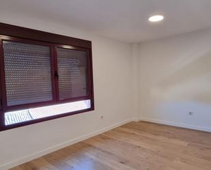 Bedroom of Flat for sale in Torrijos  with Heating