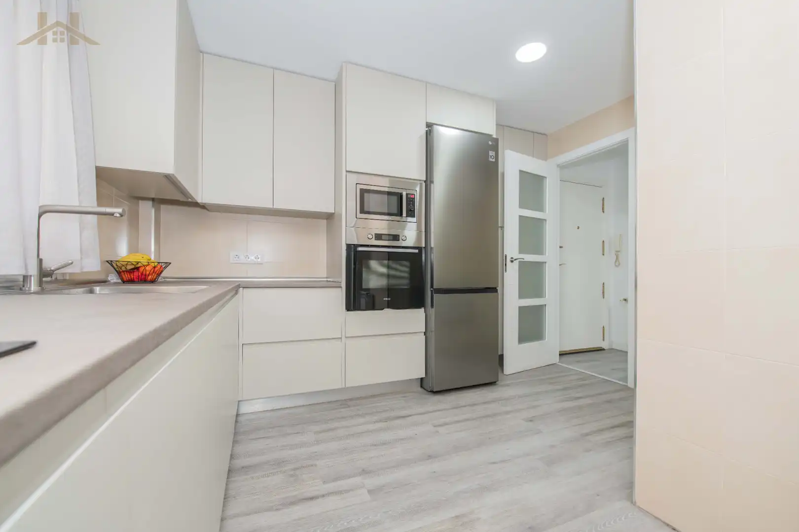 Cocina de Piso en venta en Fuenlabrada con Aire acondicionado, Calefacción y Horno