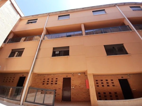 Vista exterior de Dúplex en venda en Ribaforada amb Calefacció i Traster