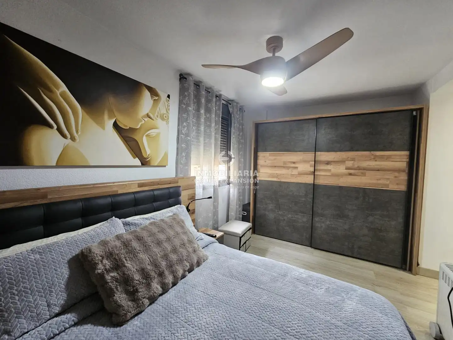 Schlafzimmer von Wohnung zum Verkauf in Aspe mit Klimaanlage, Heizung und Privatgarten