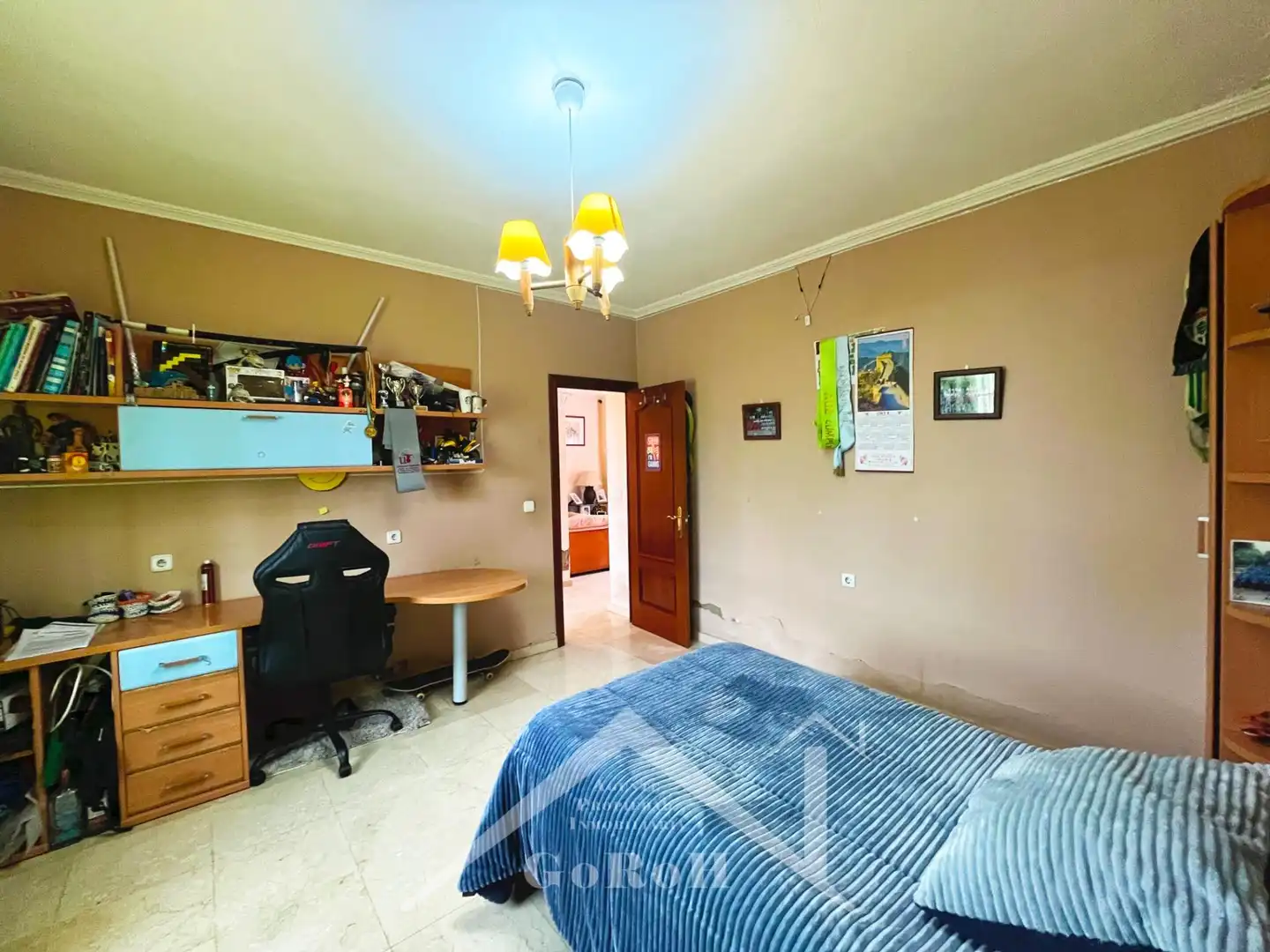 Dormitori de Casa o xalet en venda en Almadén de la Plata amb Jardí privat, Terrassa i Traster