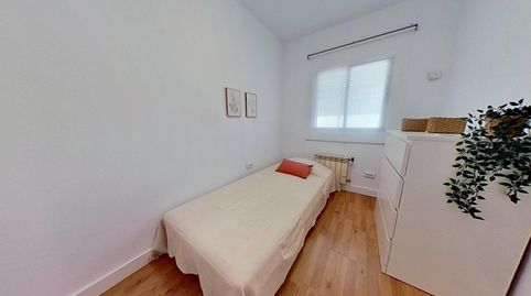 Foto 2 de Piso de alquiler en Calle San Dacio, Tres Olivos - Valverde, Madrid Capital