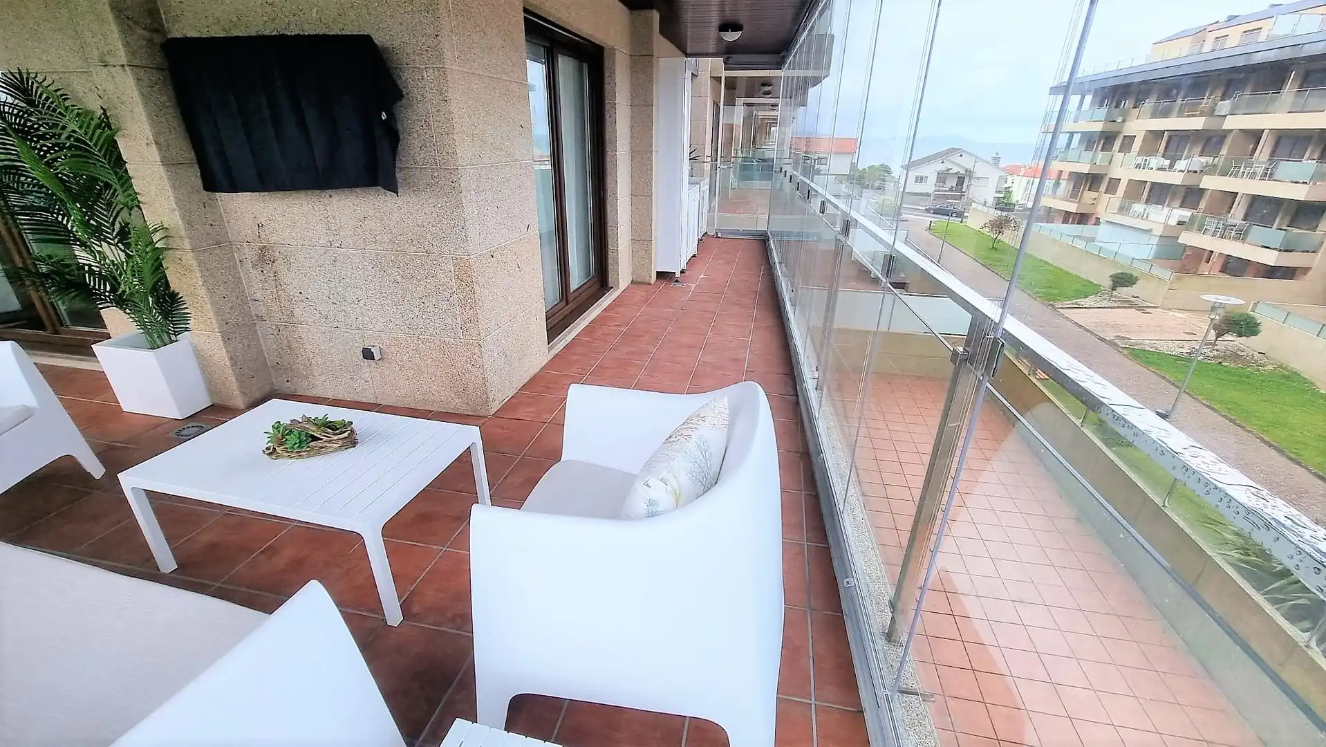 Terraza de Piso de alquiler en Cangas  con Aire acondicionado, Calefacción y Parquet