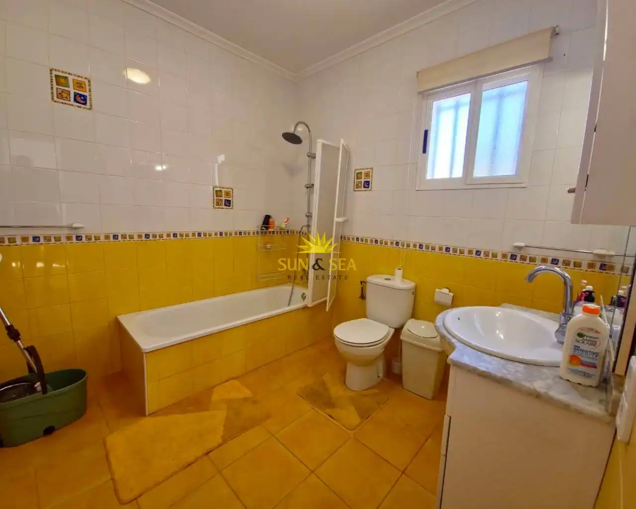 Baño de Casa o chalet en venta en Crevillent con Aire acondicionado, Calefacción y Jardín privado