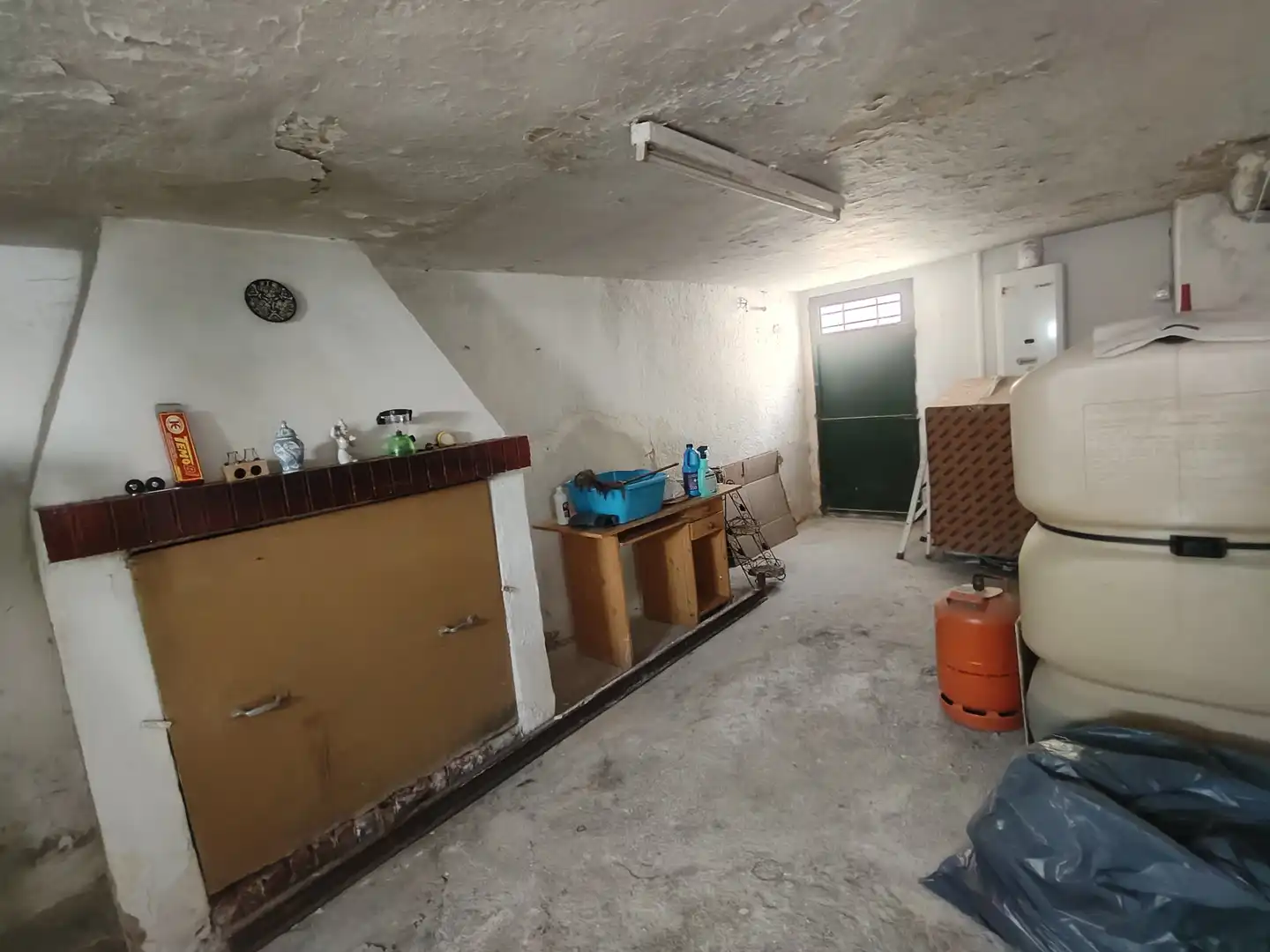 Houses for sale in Baza  with Furnished