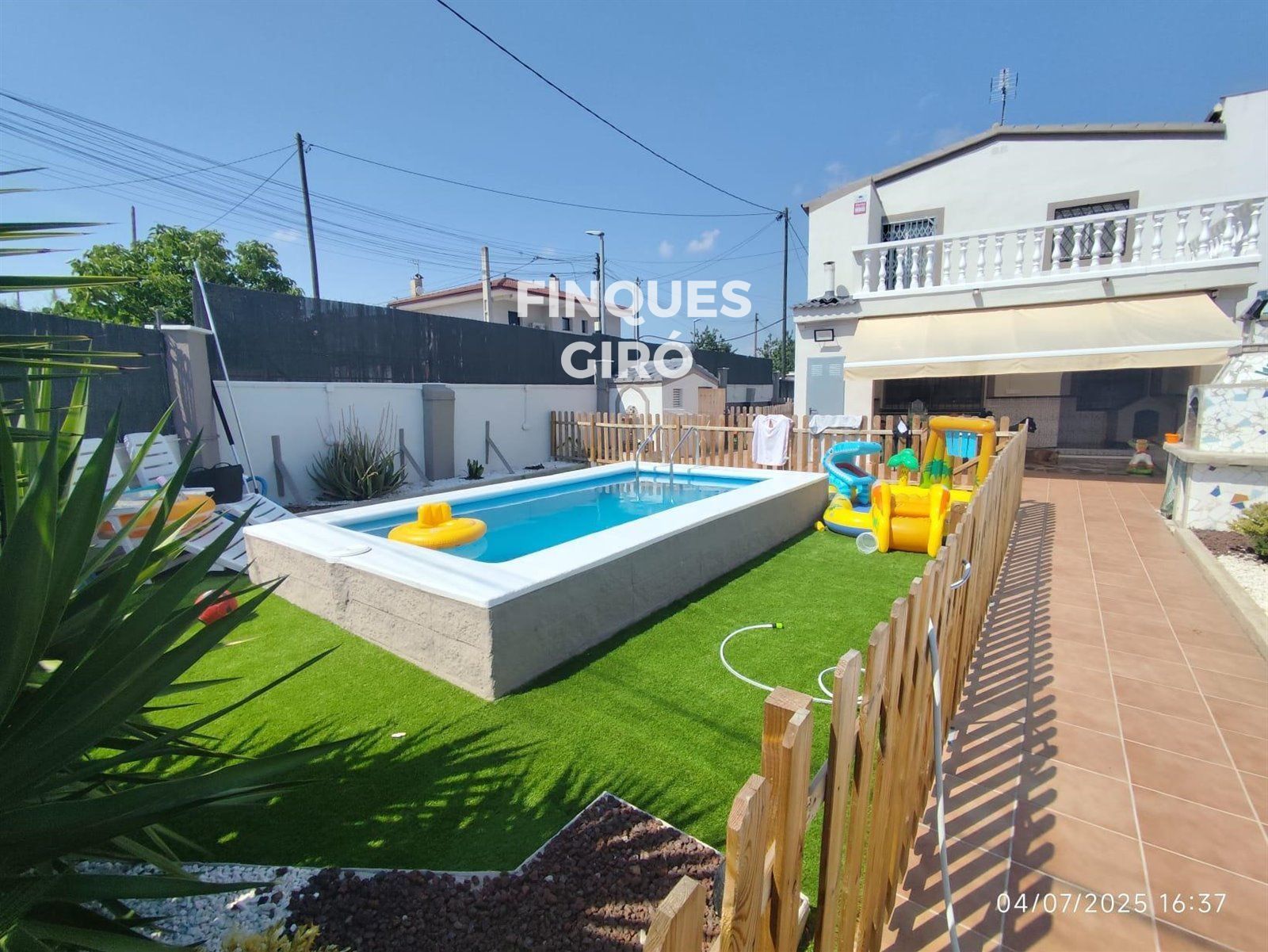 Swimming pool of House or chalet for sale in Santa Oliva  with Air Conditioner