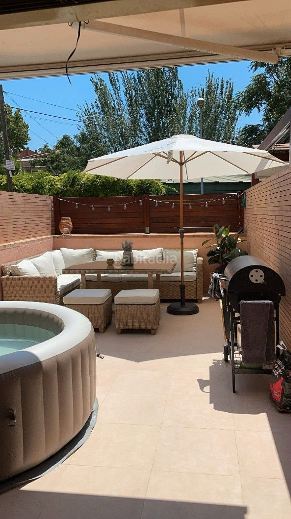 Terrace of Single-family semi-detached for sale in Molins de Rei  with Air Conditioner, Private garden and Parquet flooring