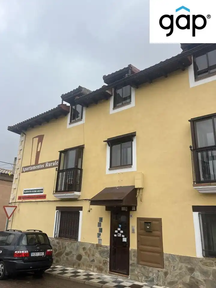 Vista exterior de Piso en venta en Mariana con Aire acondicionado, Calefacción y Terraza