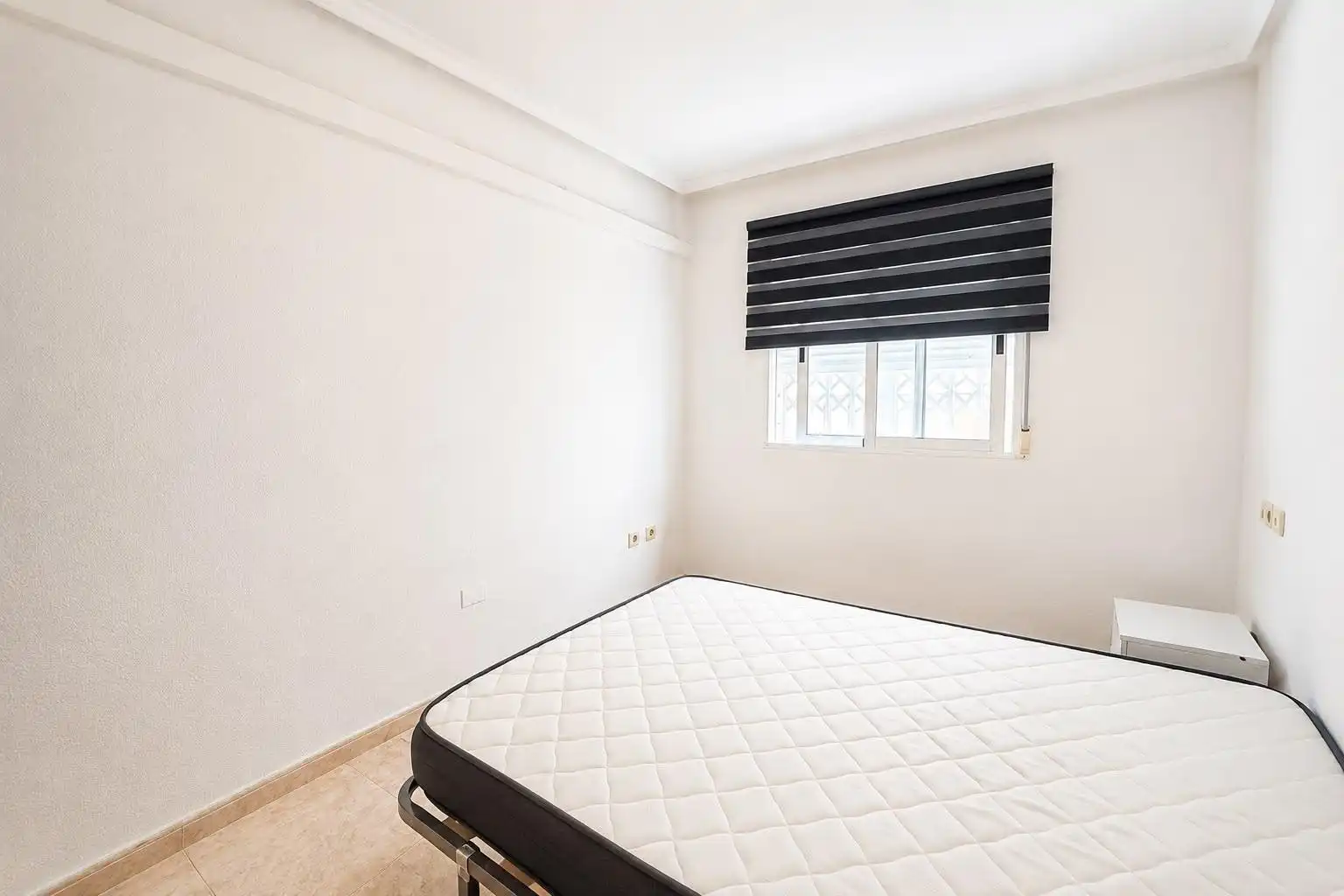 Ground floor for rent in El Molino