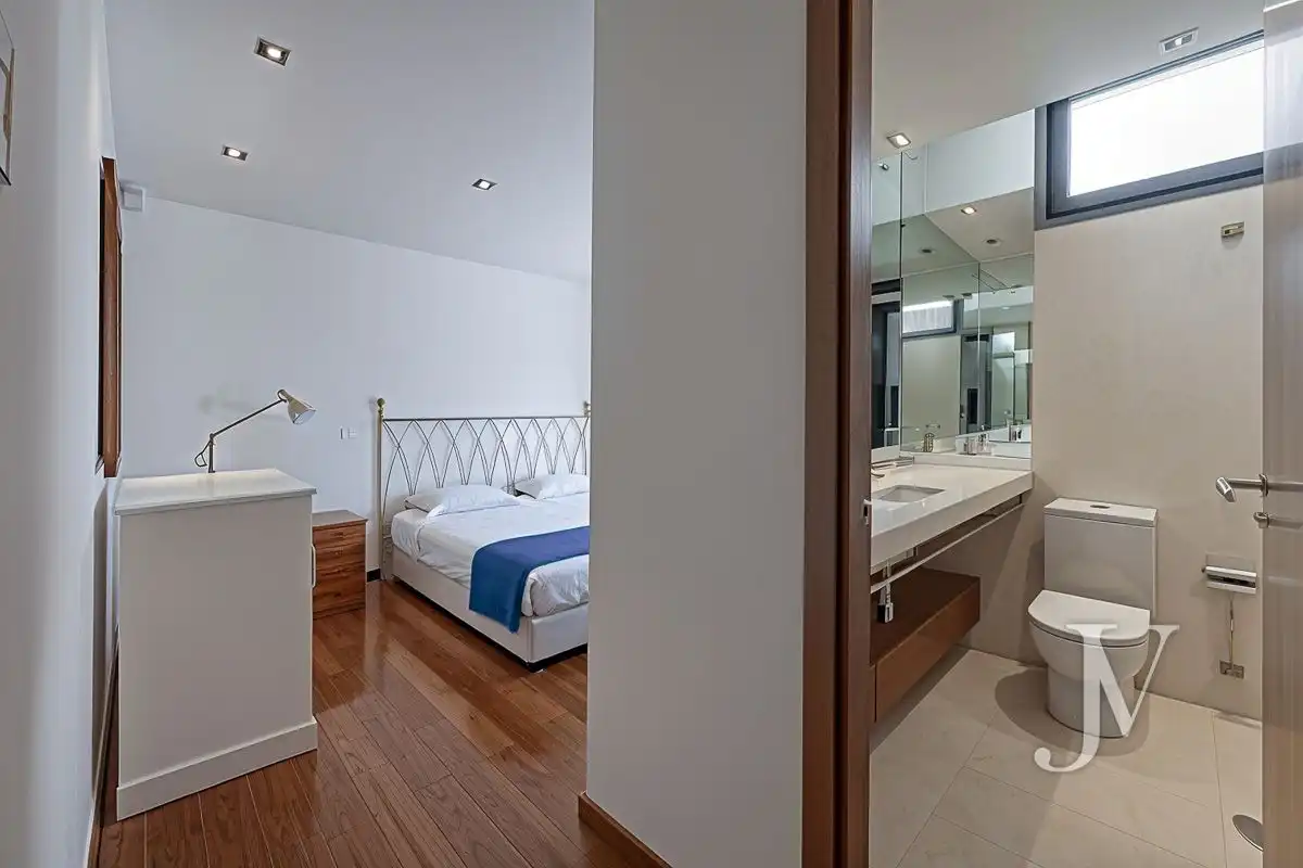 Habitación de Casa o chalet en venta en Madrid con Aire acondicionado, Calefacción y Jardín privado