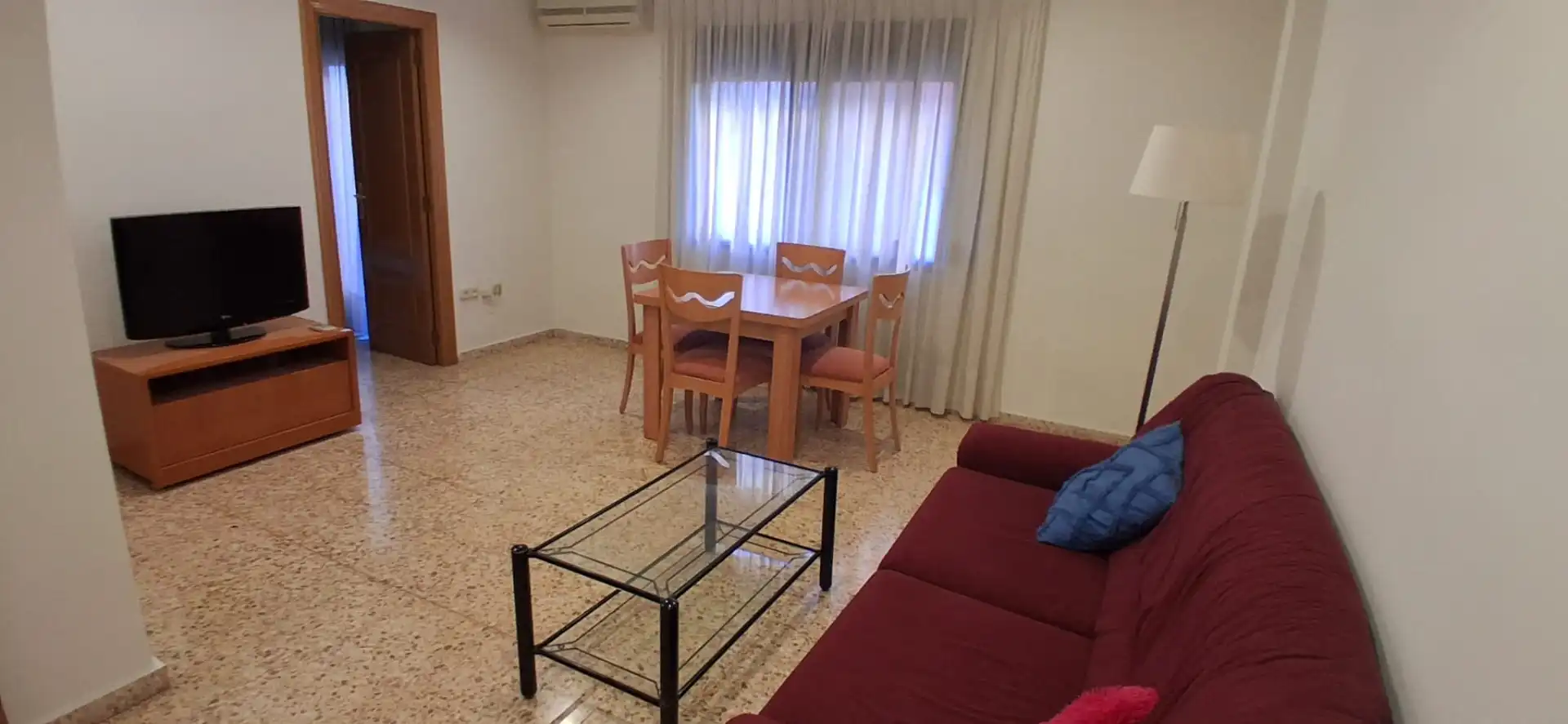 Sala d'estar de Pis en venda en Xirivella amb Aire condicionat, Forn i Balcó