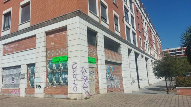 Local comercial en Venta en Estartetxe Kalea en Centro Urbano - Hirigunea