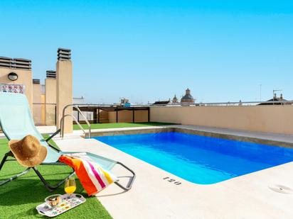 Swimming pool of Flat for sale in  Sevilla Capital  with Heating, Parquet flooring and Storage room