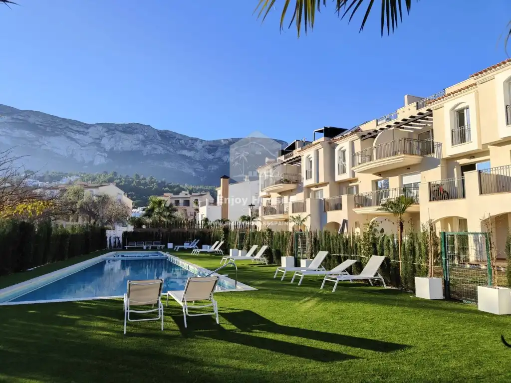 Apartamento con piscina en venta en El Montgó, imagen 5