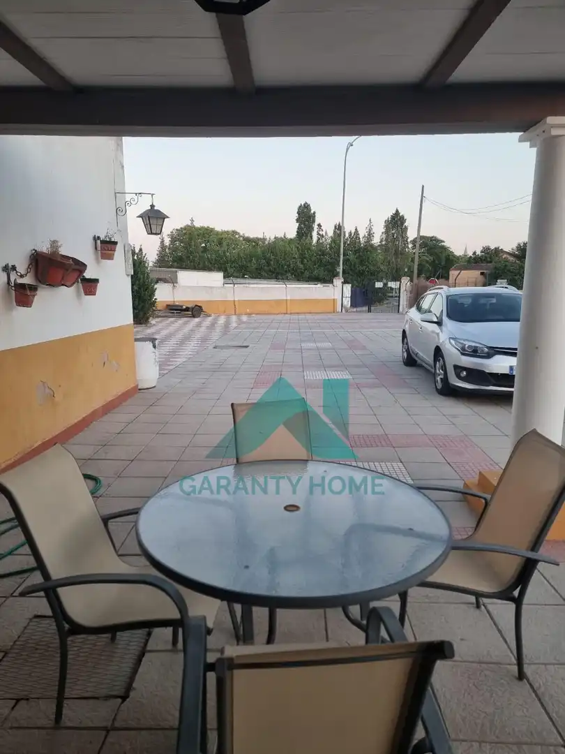 Finca rústica en venda a La Palma del Condado