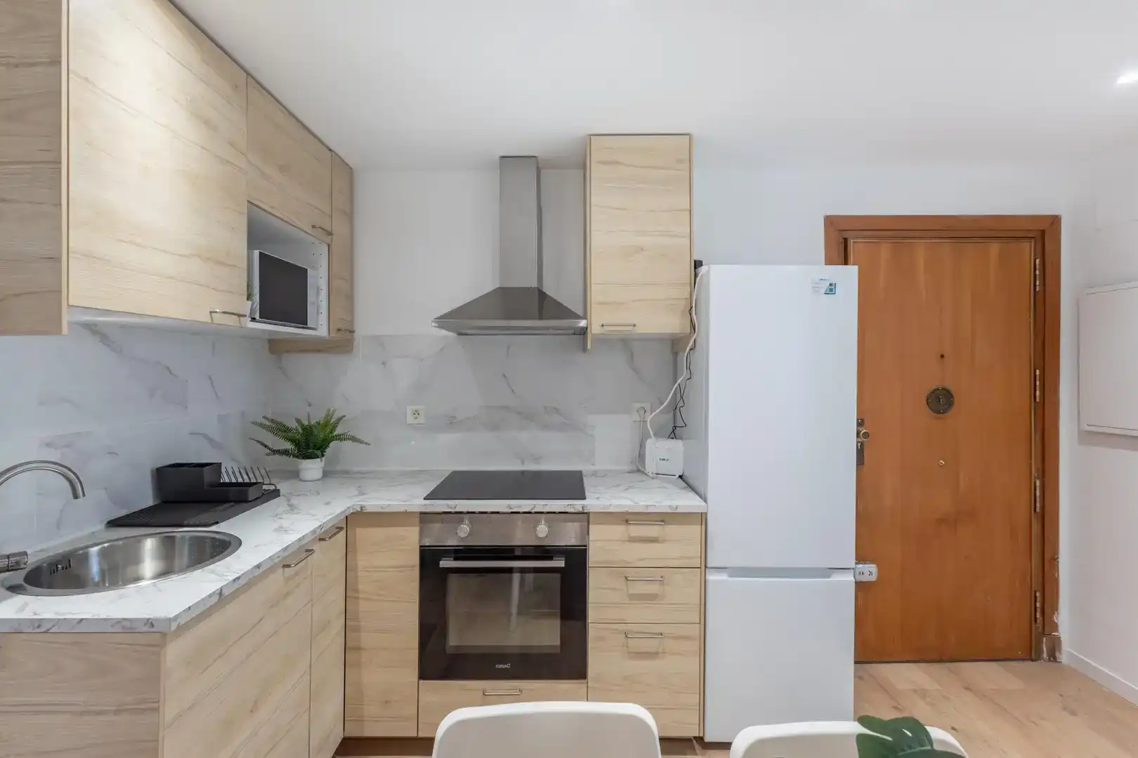 Kitchen of Ground floor for rent in Granada  with Parquet flooring and Furnished