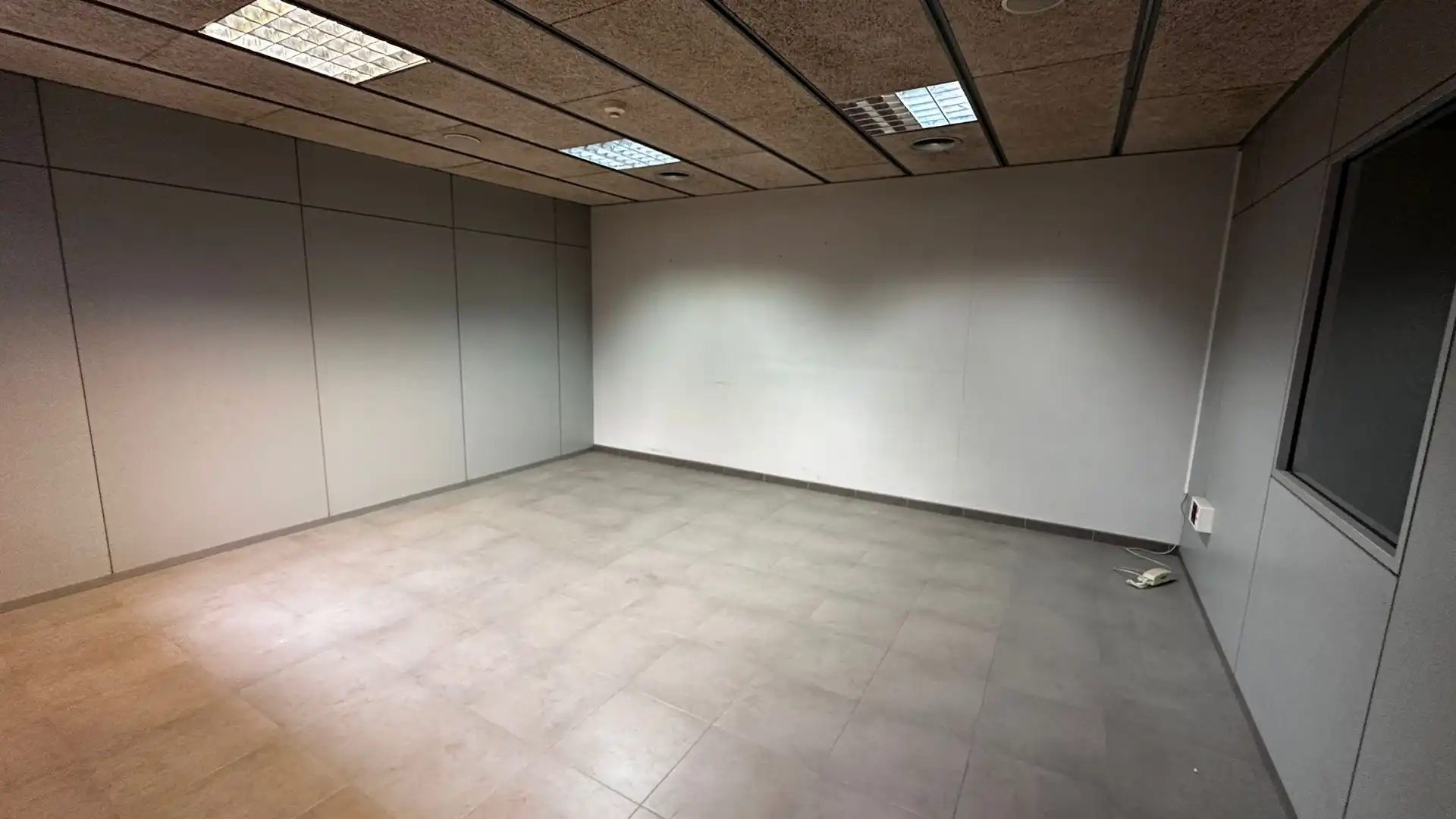 Nave industrial en venta en Riudellots de la Selva