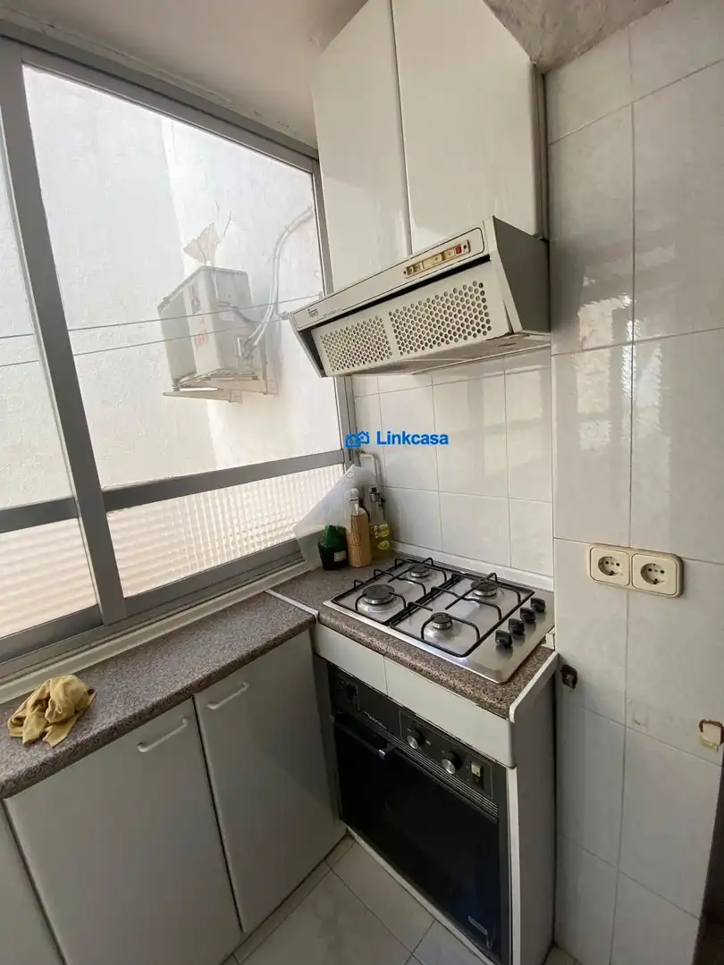 Cuina de Pis en venda en Madrid amb Calefacció, Parquet i Terrassa