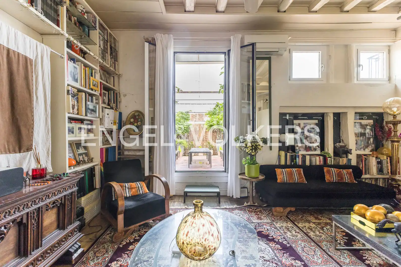 Wohnzimmer von Dachboden zum Verkauf in  Madrid Capital mit Klimaanlage, Heizung und Terrasse