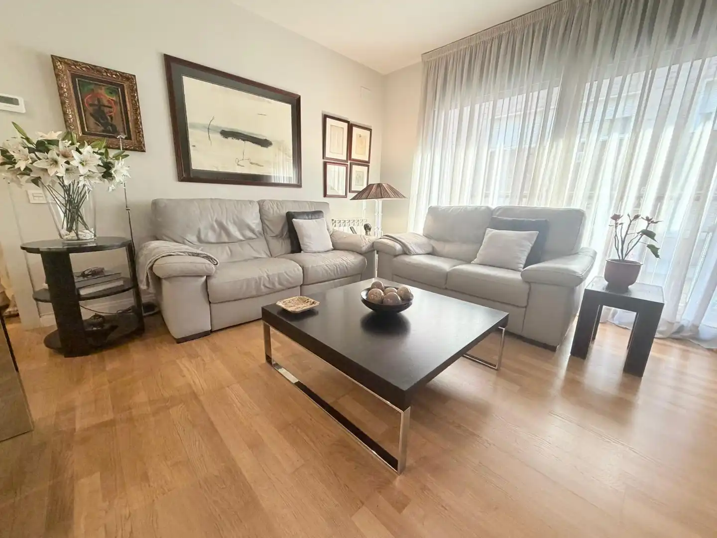 Living room of Flat for sale in Terrassa  with Air Conditioner, Heating and Parquet flooring