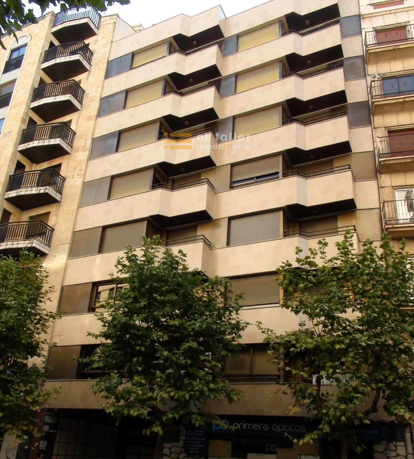 Vista exterior de Pis de lloguer en Salamanca Capital amb Aire condicionat i Calefacció