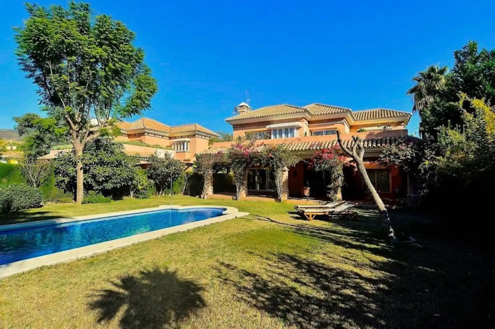 Xalet amb terrassa en venda a Nueva Andalucía, imagen 24