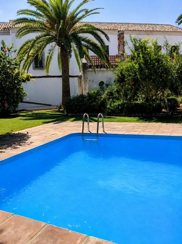 Haus mit Pool zum Verkauf in A-49 24