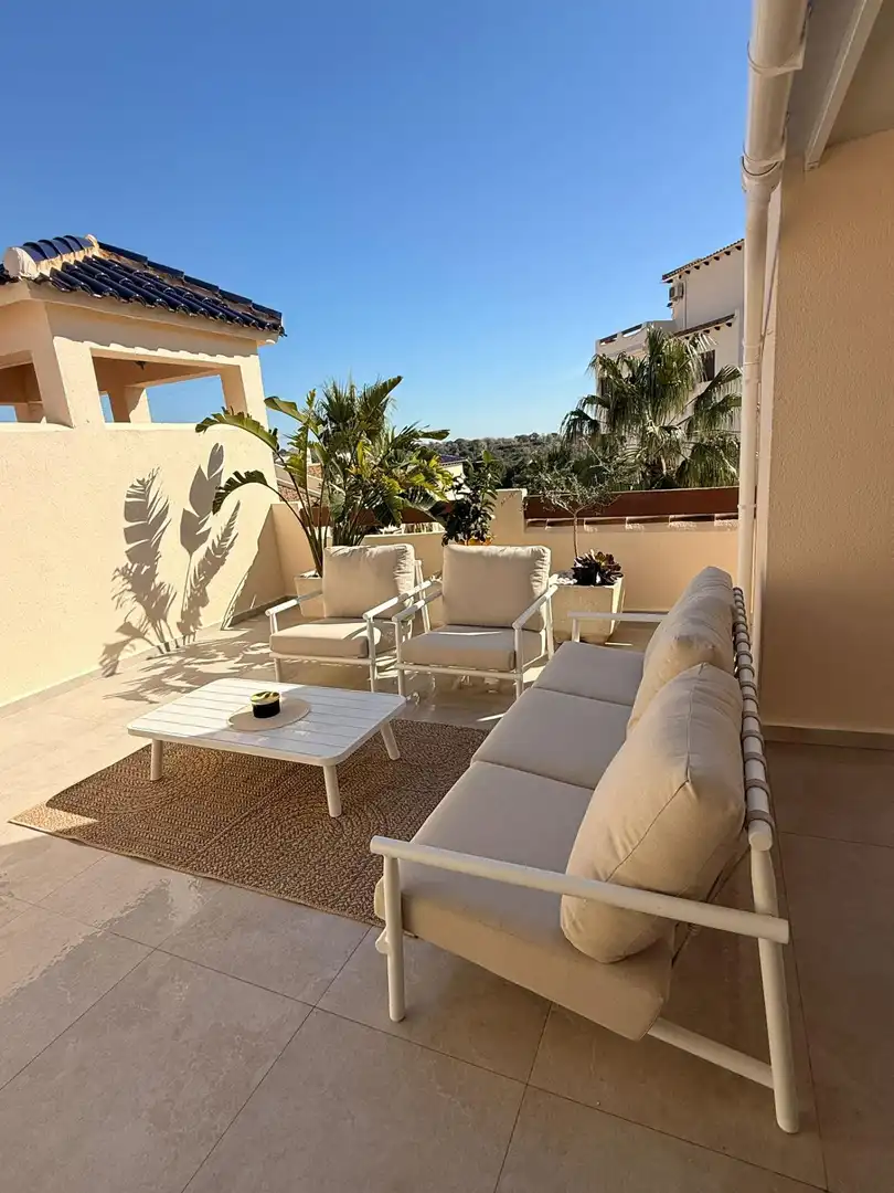 Terrassa de Apartament en venda en Orihuela amb Aire condicionat, Jardí privat i Terrassa