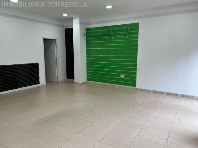 Local comercial en Alquiler en Cuatro de Marzo