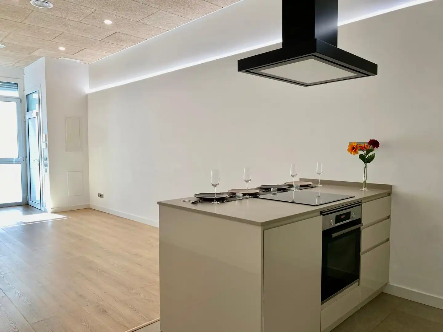 Cocina de Piso en venta en Vilanova i la Geltrú con Aire acondicionado, Calefacción y Jardín privado