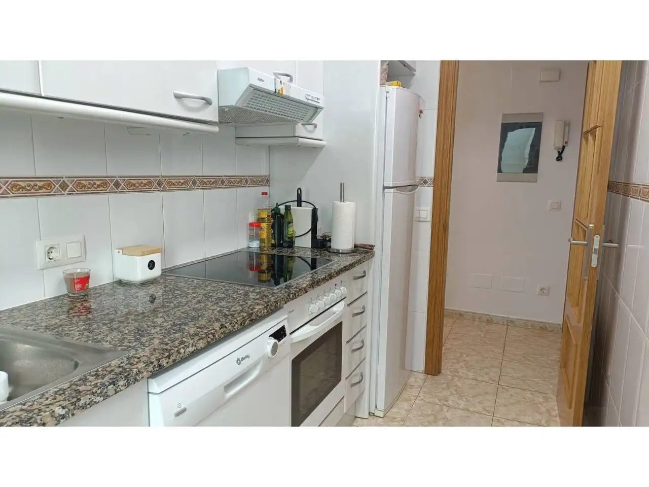 Flat with terrace for sale in Avenida AVE MARIA, imagen 8