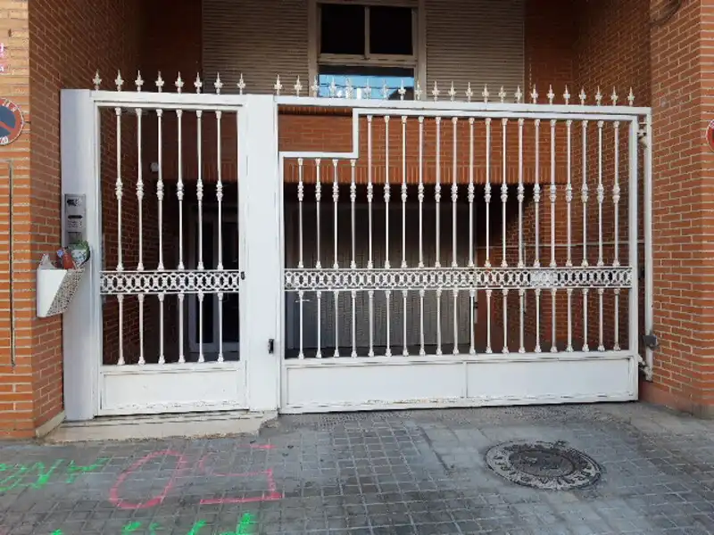 Garage zum Verkauf in JOSE BENLLIURE, 338, -1, El Cabanyal - El Canyamelar