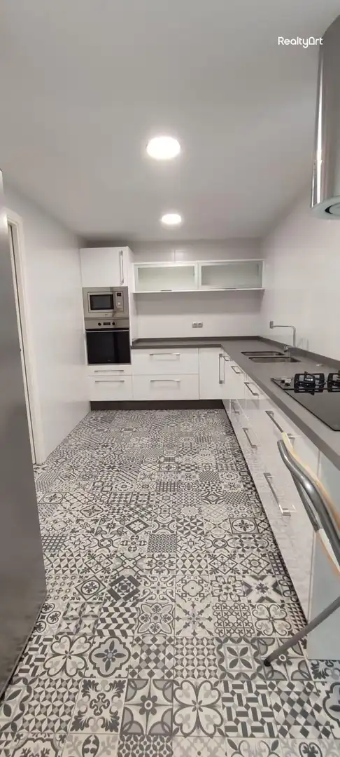 Kitchen of Flat for sale in Sevilla  with Air Conditioner, Heating and Terrace