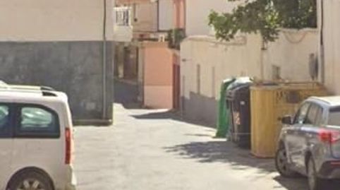 Foto 2 de Piso en venta en Calle Buenavista, Adra, Almería
