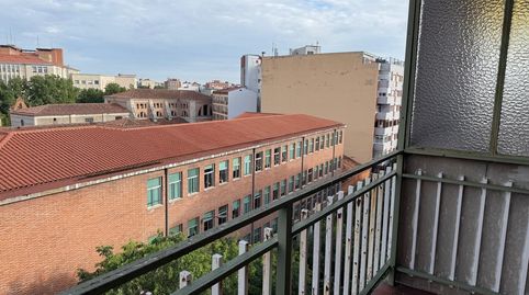 Foto 4 de Piso en venta en Huelgas, Vadillos, Valladolid Capital