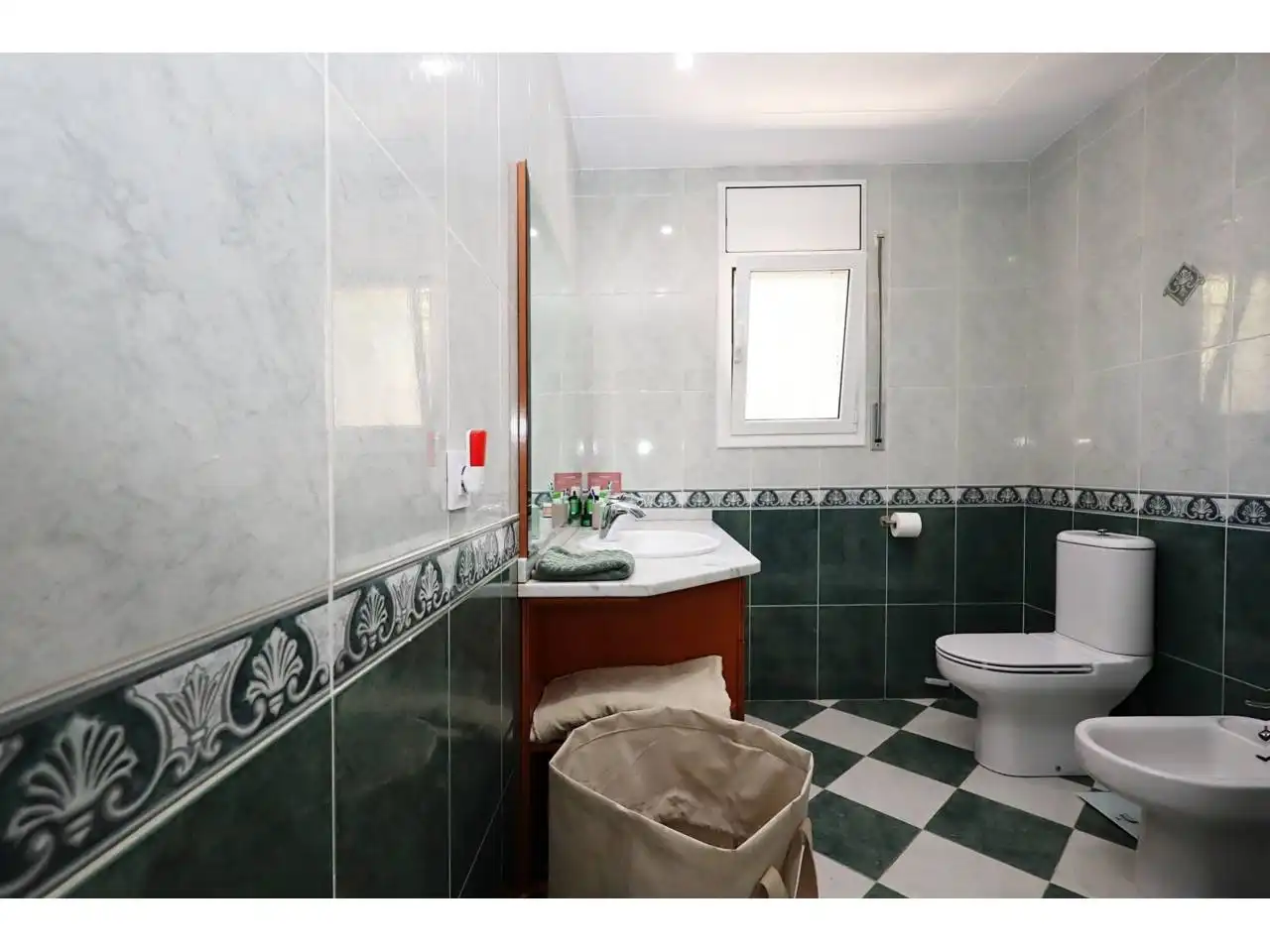 Bathroom of Houses for sale in Lloret de Mar  with Heating, Private garden and Parquet flooring