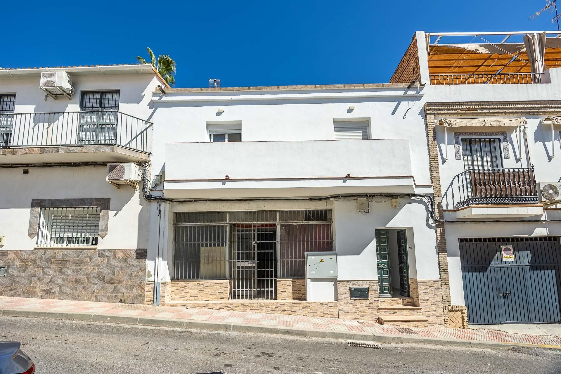 Exterior view of House or chalet for sale in Tomares