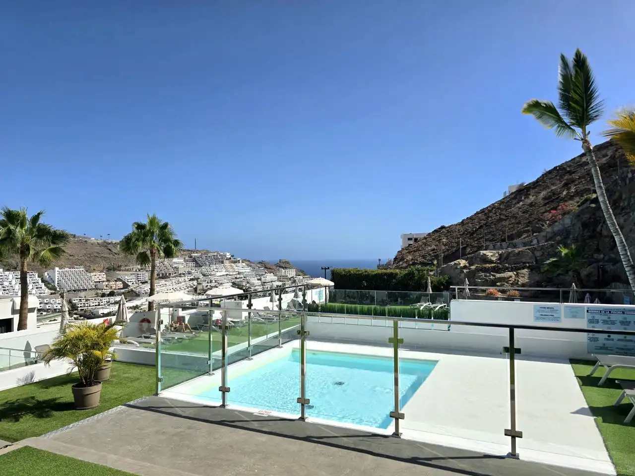 Exterior view of Apartments for rent in Mogán  with Terrace, Furnished and Balcony