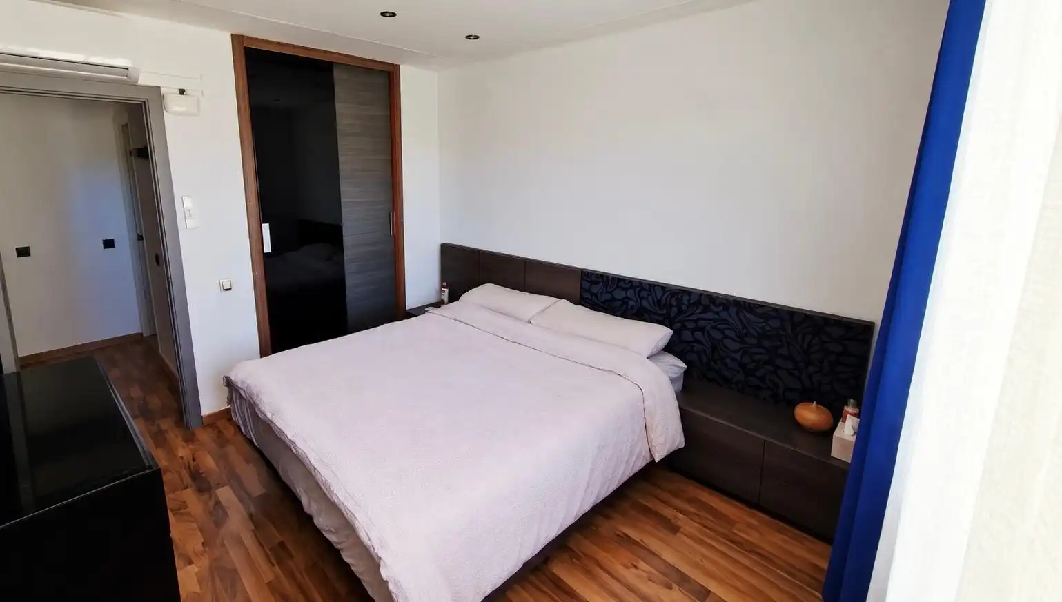 Piso con terraza en venta en Carrer de Joanot Martorell 4, imagen 10