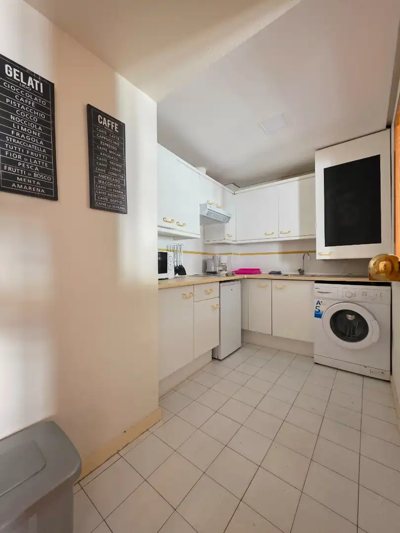 Kitchen of Duplexes for sale in Madrid  with Air Conditioner, Heating and Parquet flooring