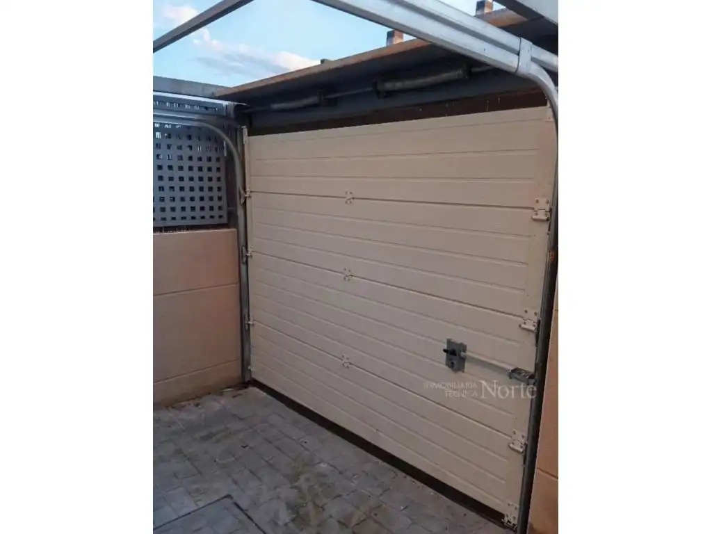 Houses for rent in Calle Bajada Al Lavadero, Valdeolmos-Alalpardo